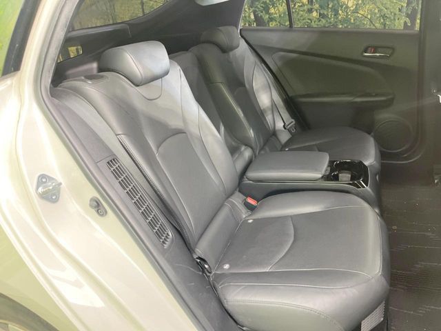 TOYOTA PRIUS PHV 2017 Image 31