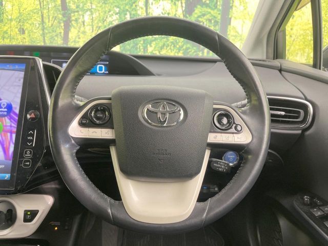 TOYOTA PRIUS PHV 2017 Image 31