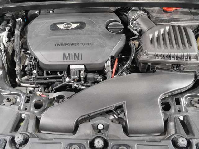 BMW MINI COOPER D CR 2018 Image 31