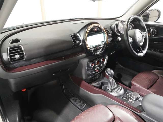 BMW MINI COOPER CLUB 2016 Image 31