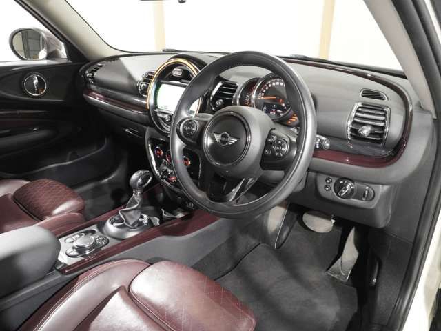 BMW MINI COOPER CLUB 2016 Image 31