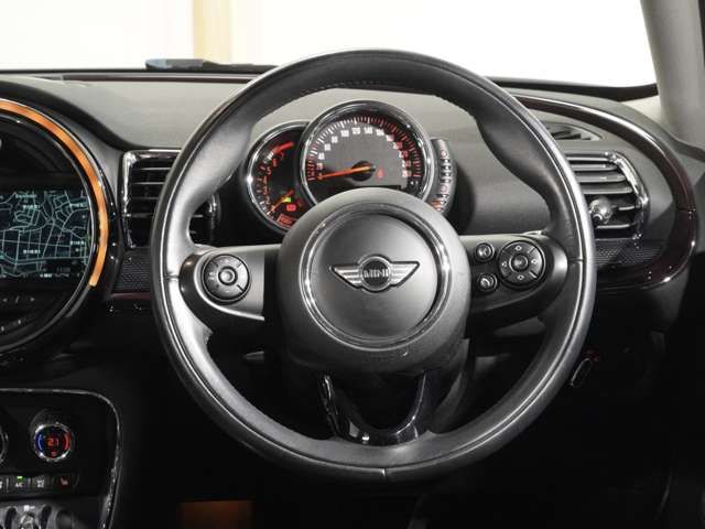 BMW MINI COOPER CLUB 2016 Image 31