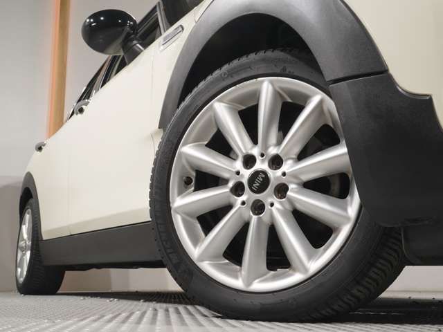 BMW MINI COOPER CLUB 2016 Image 31