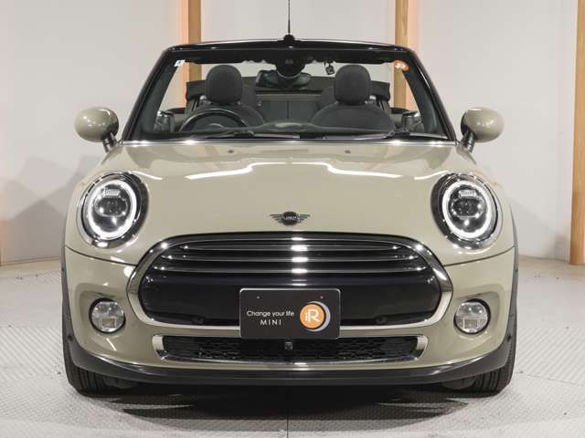 BMW MINI COOPER OPEN 2018 Image 31