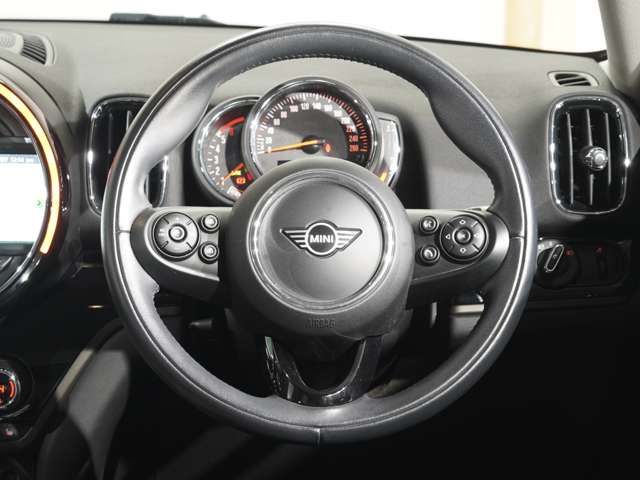 BMW MINI COOPER D CROSSO 2019 Image 31