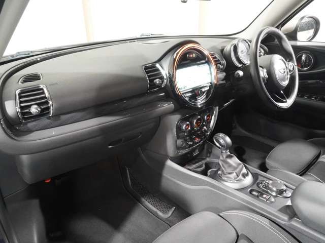 BMW MINI COOPER S CL 2018 Image 31