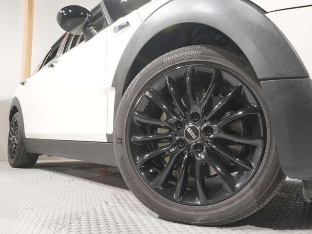 BMW MINI COOPER SD C 2017 Image 31