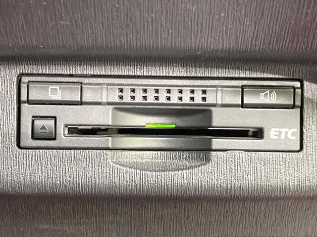 TOYOTA PRIUS 2012 Image 31