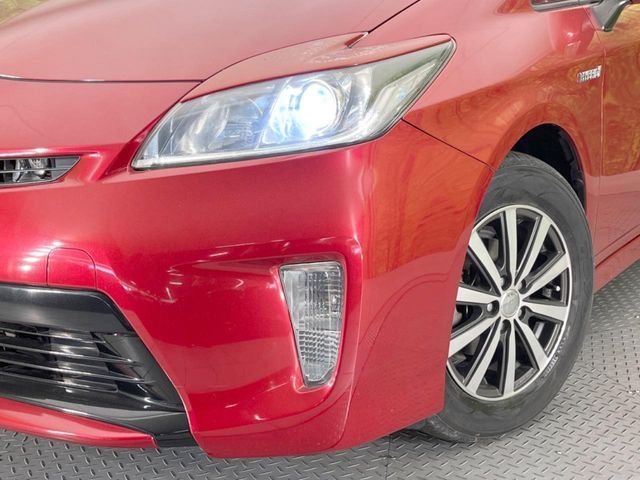 TOYOTA PRIUS 2012 Image 31