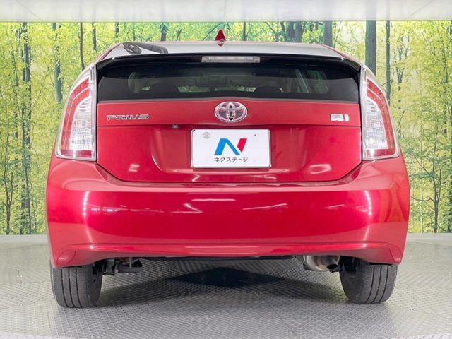 TOYOTA PRIUS 2012 Image 31