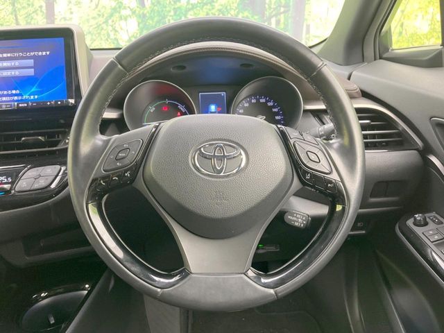 TOYOTA C-HR 2018 Image 31