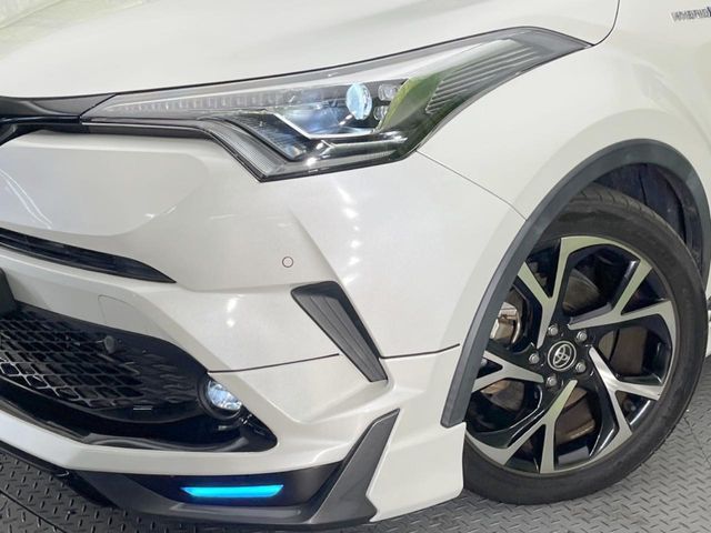 TOYOTA C-HR 2018 Image 31