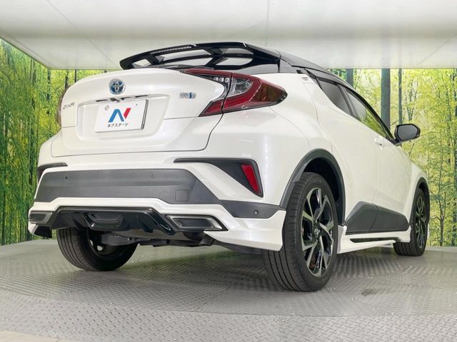 TOYOTA C-HR 2018 Image 31