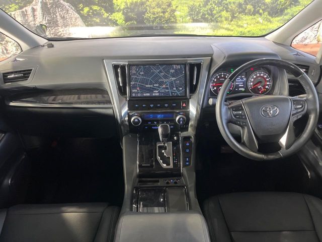 TOYOTA ALPHARD 2019 Image 31