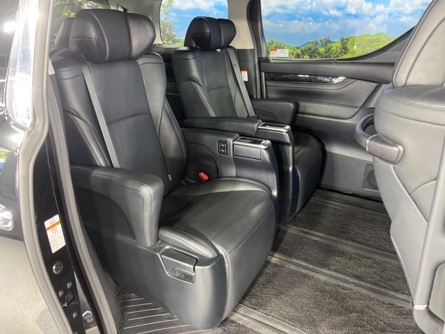 TOYOTA ALPHARD 2019 Image 31