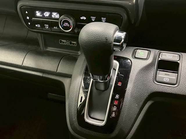 HONDA N-WGN CUSTOM 2021 Image 31