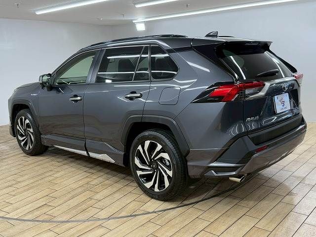 TOYOTA RAV4 HYBRID 4WD 2019 Image 31