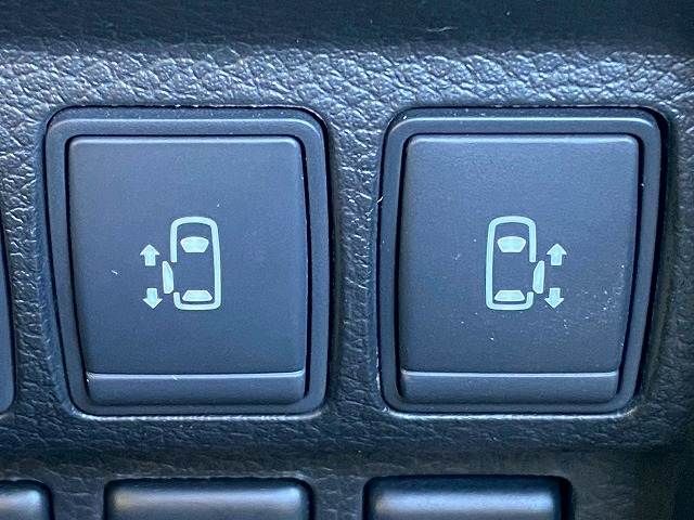 NISSAN ELGRAND 2019 Image 31