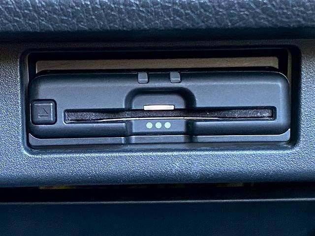 NISSAN ELGRAND 2019 Image 31