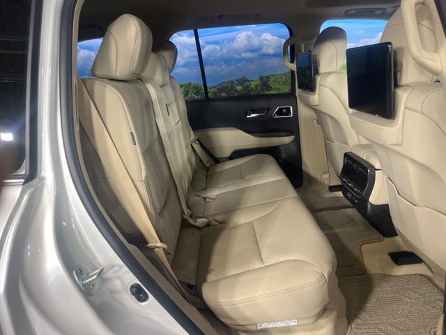 TOYOTA LANDCRUISER WAGON 2026 Image 31