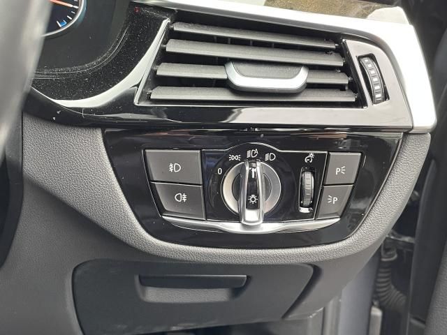 BMW 5SERIES SEDAN 2020 Image 31