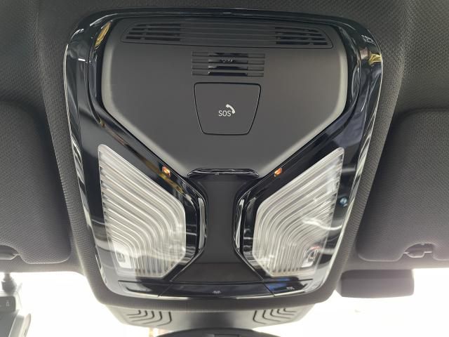 BMW 5SERIES SEDAN 2020 Image 31