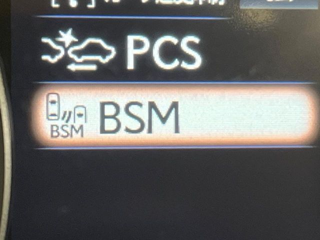 TOYOTA LEXUS IS300 2022 Image 31