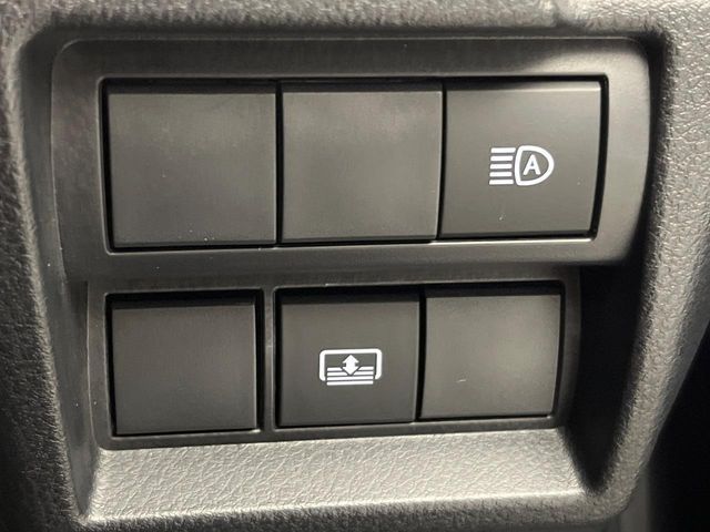 TOYOTA LEXUS IS300 2022 Image 31