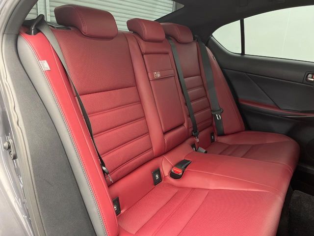 TOYOTA LEXUS IS300 2022 Image 31