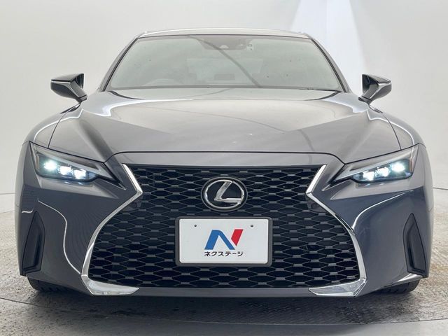 TOYOTA LEXUS IS300 2022 Image 31
