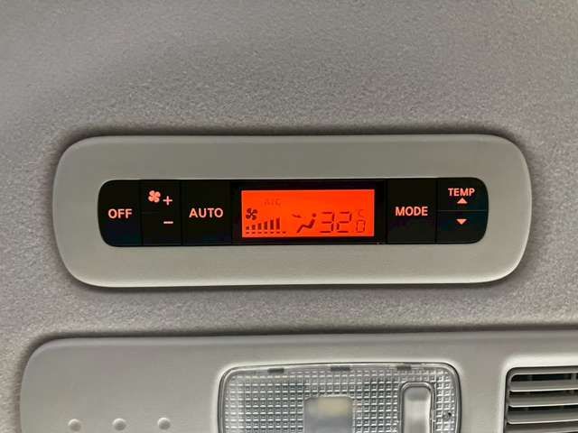 NISSAN SERENA  S-HYBRID 2015 Image 31