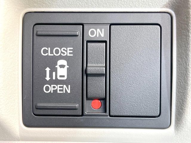 HONDA N BOX 2025 Image 31