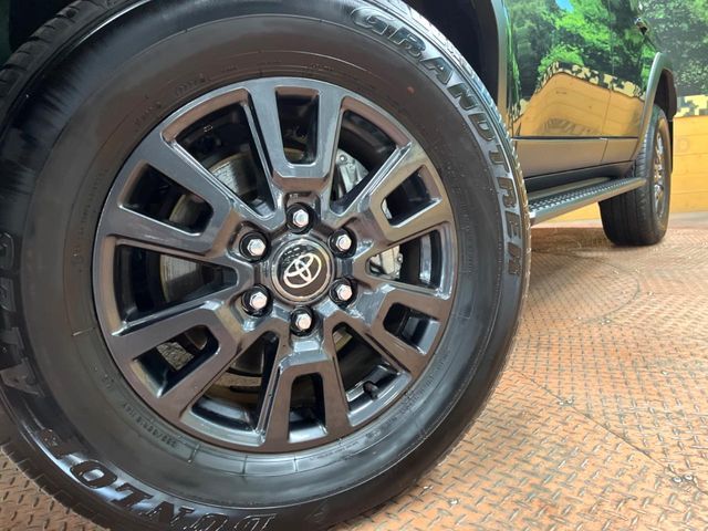 TOYOTA LANDCRUISER 250 2024 Image 31