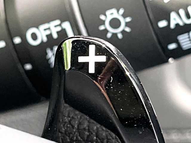 HONDA VEZEL HYBRID 2018 Image 31