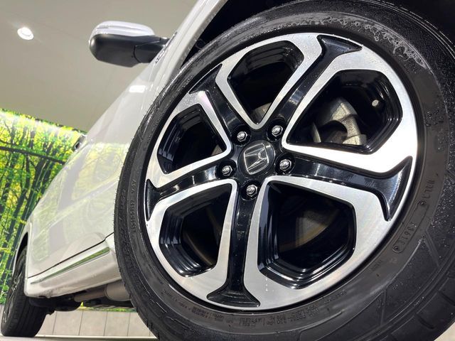 HONDA VEZEL HYBRID 2018 Image 31