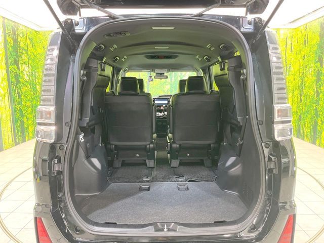 TOYOTA VOXY 2020 Image 31