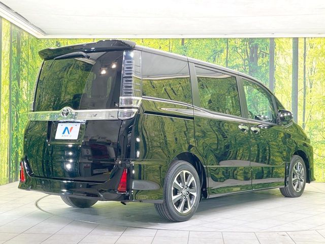 TOYOTA VOXY 2020 Image 31