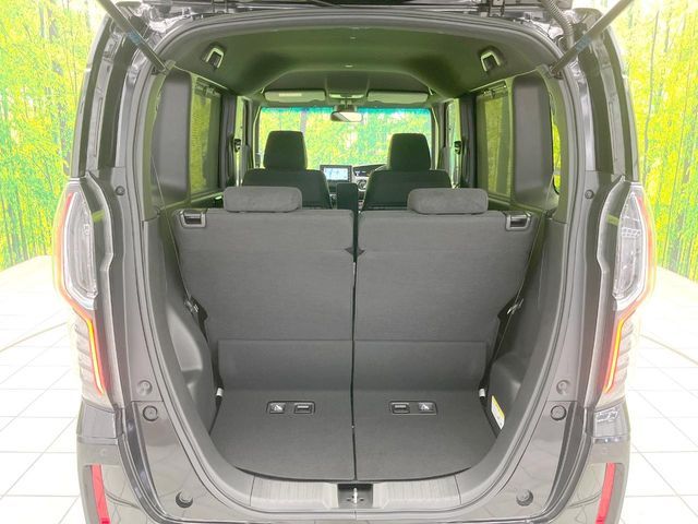 HONDA N BOX CUSTOM 2023 Image 31