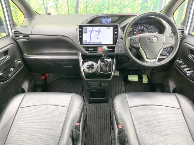 TOYOTA VOXY 2020 Image 31