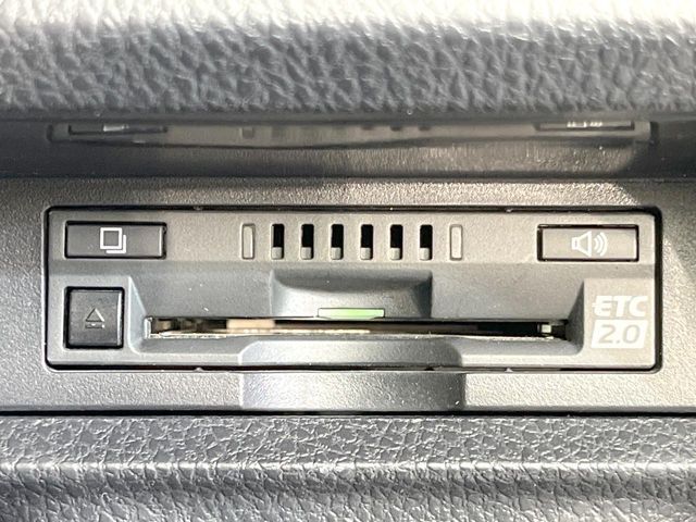 TOYOTA VOXY 2020 Image 31