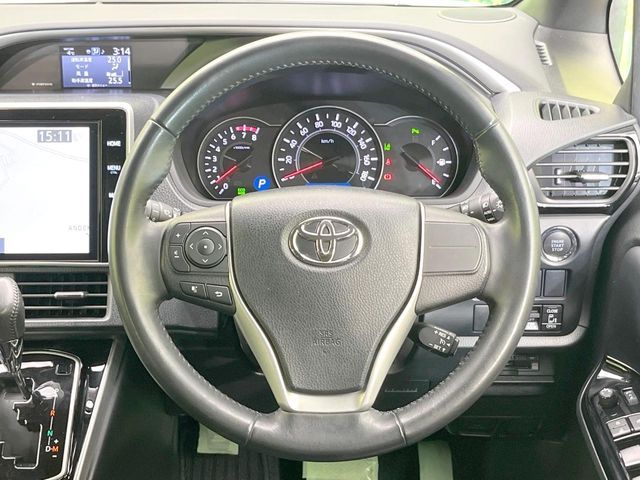 TOYOTA VOXY 2020 Image 31