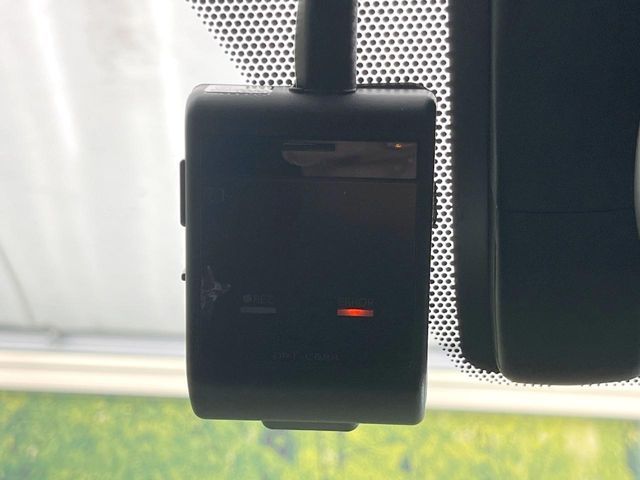 TOYOTA RAV4 HYBRID 4WD 2019 Image 31