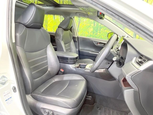 TOYOTA RAV4 HYBRID 4WD 2019 Image 31