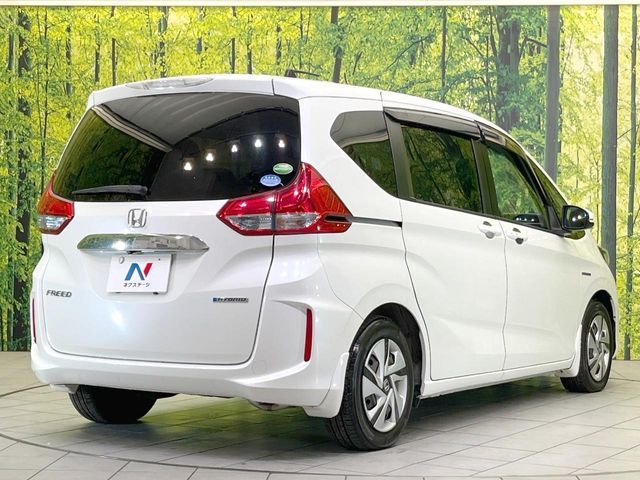 HONDA FREED HYBRID 2017 Image 31