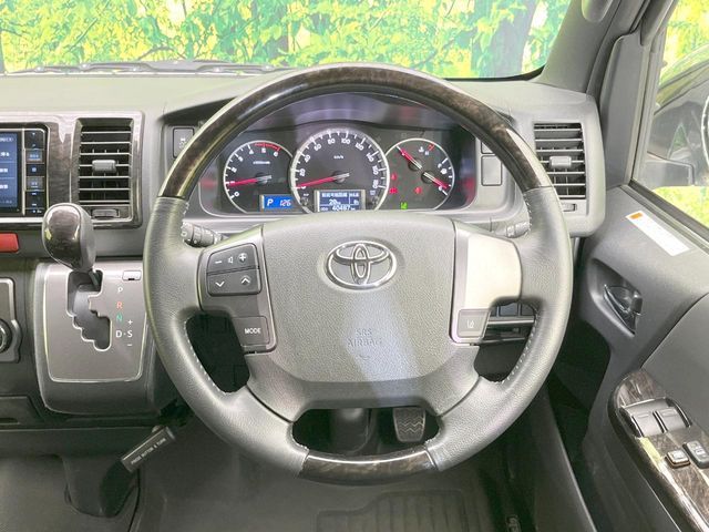 TOYOTA HIACE VAN 2WD 2020 Image 31