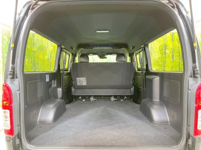 TOYOTA HIACE VAN 2WD 2020 Image 31