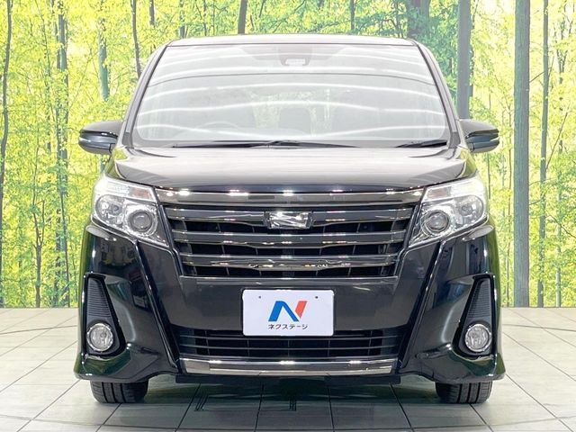 TOYOTA NOAH 2017 Image 31