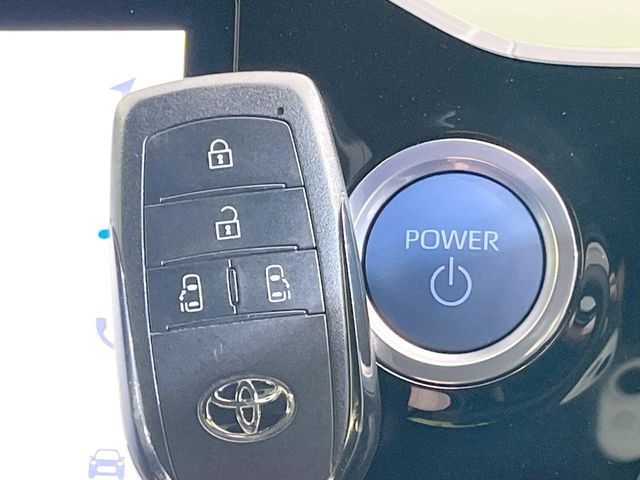 TOYOTA VOXY HYBRID 2023 Image 31