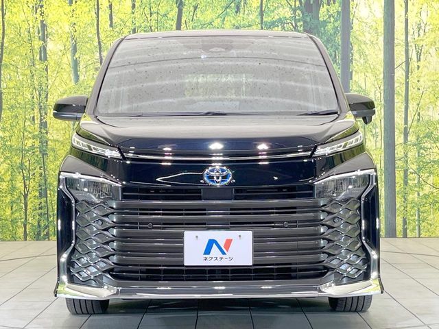 TOYOTA VOXY HYBRID 2023 Image 31