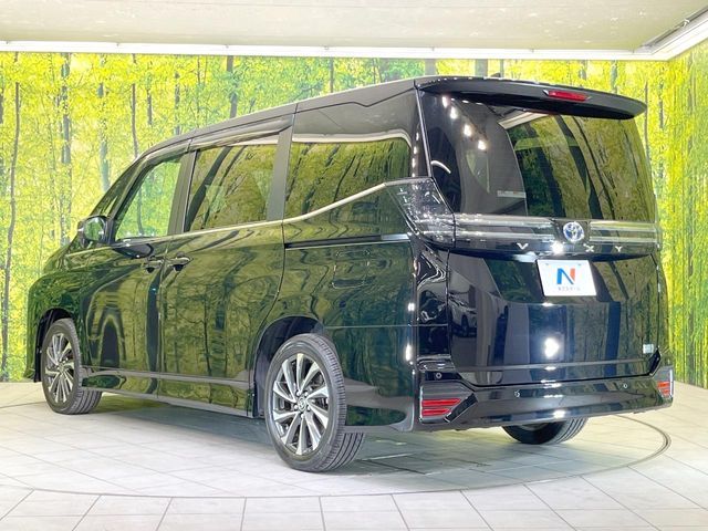 TOYOTA VOXY HYBRID 2023 Image 31